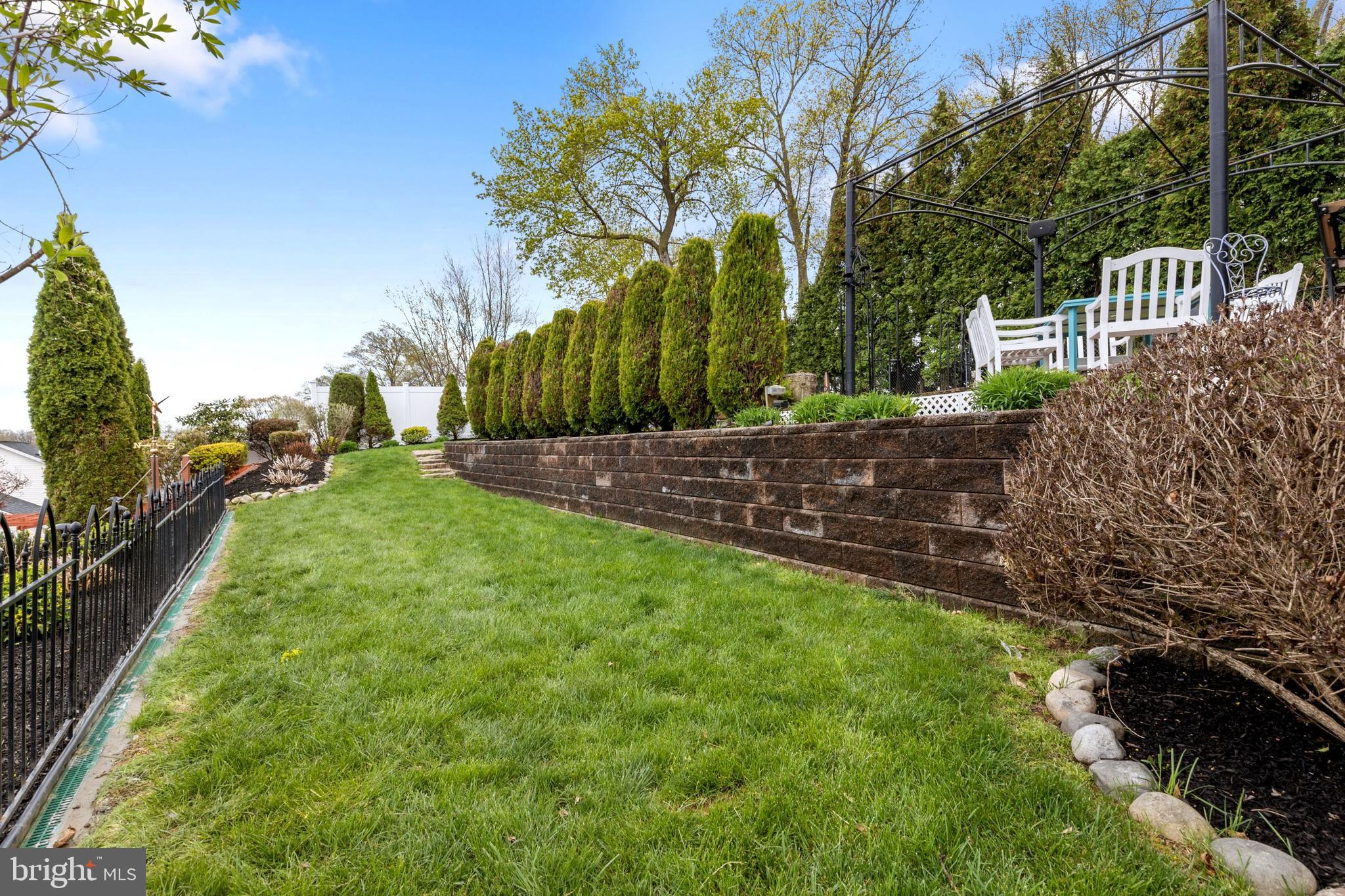 725 Cliff Road Bensalem, PA 19020 - Photo 40 of 49 Gallery Image 40