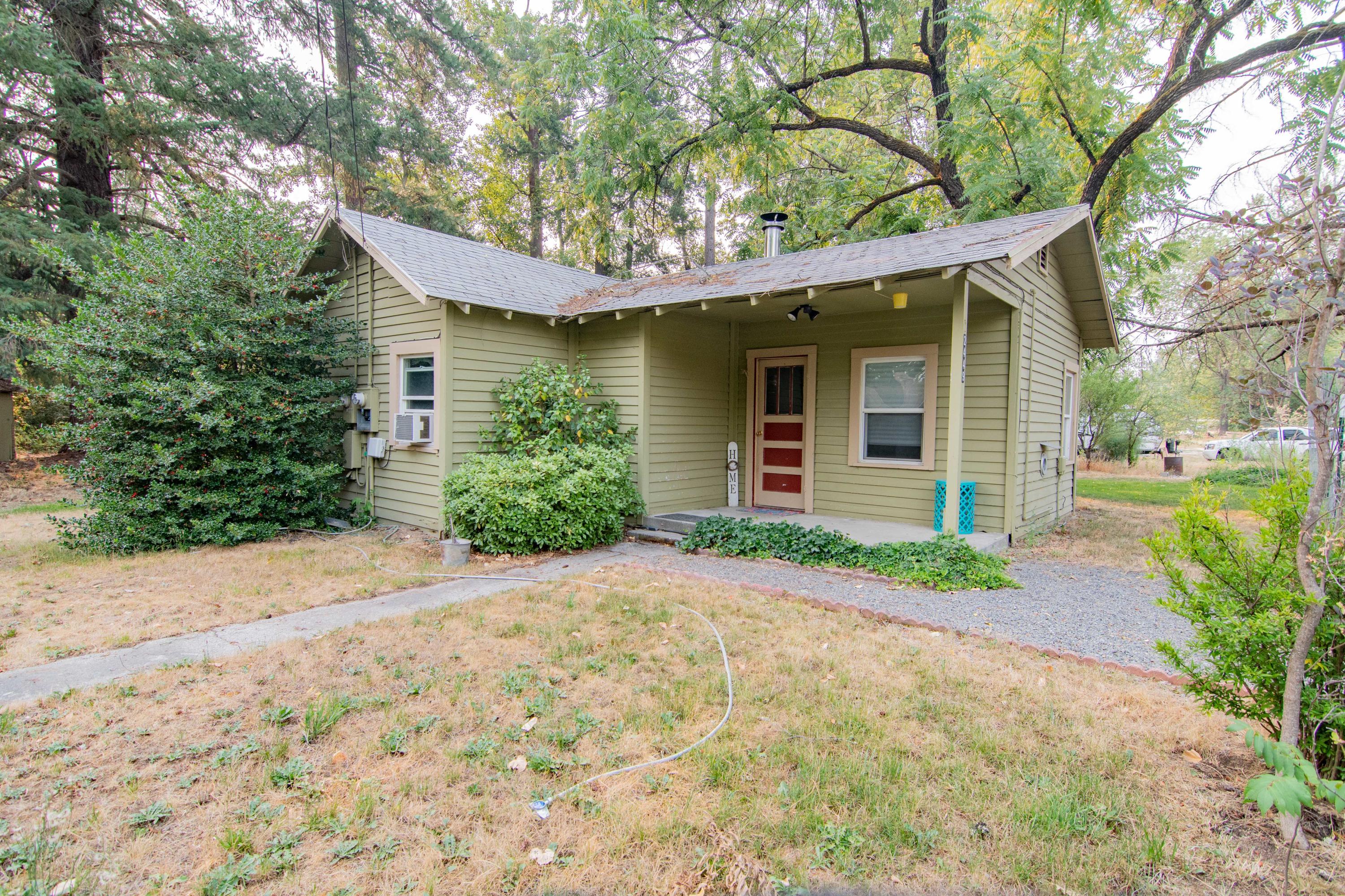 2449 Jerome Prairie Road Grants Pass, OR 97527 - Photo 31 of 45 8265C85E-FFC1-4CD6-A93B-439E18D9B8A1
