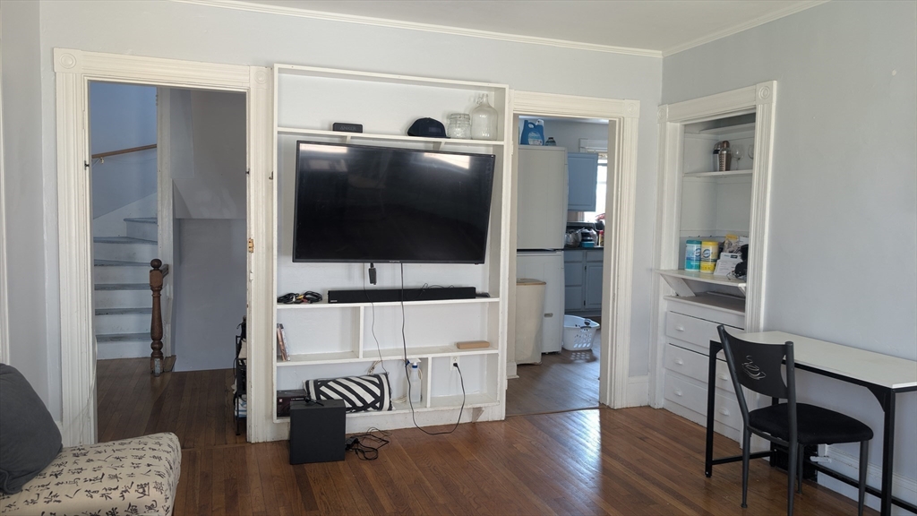 6 Bayard Street Boston, MA 02134 - Photo 7 of 21