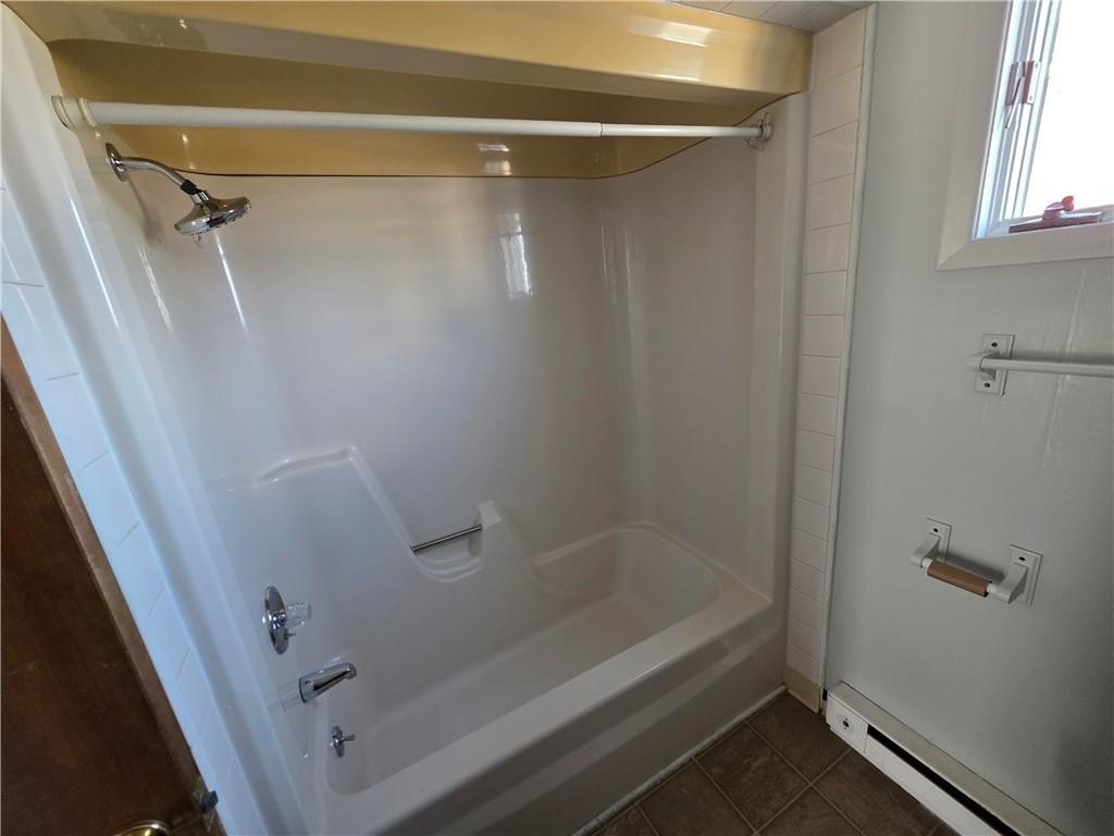 79 Ridge Avenue Homer City, PA 15748 - Photo 11 of 13 a bathroom with a bathtub