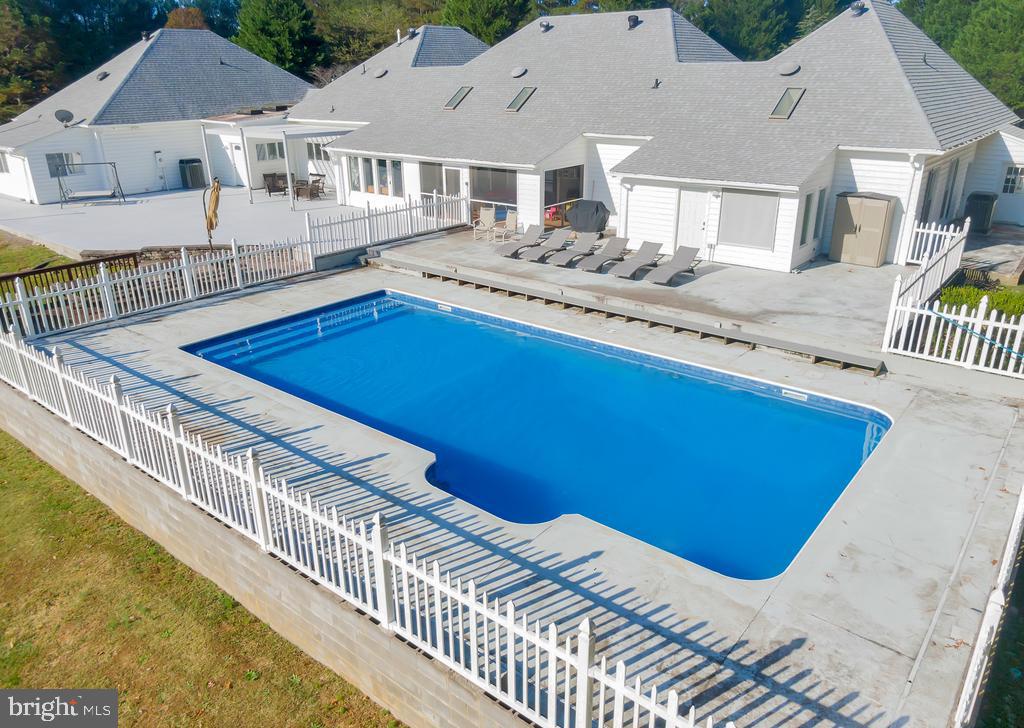 6830 Fox Ridge Road Spotsylvania, VA 22551 - Photo 11 of 57 Gallery Image 11