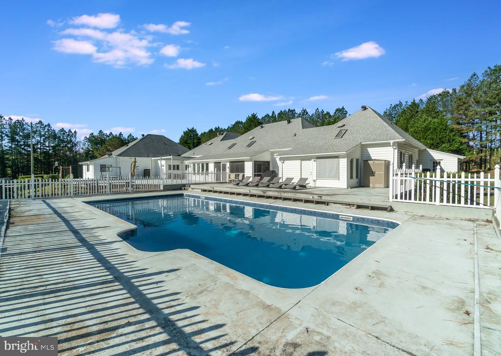 6830 Fox Ridge Road Spotsylvania, VA 22551 - Photo 12 of 57 Gallery Image 12