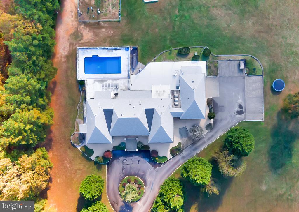 6830 Fox Ridge Road Spotsylvania, VA 22551 - Photo 3 of 57 Gallery Image 3