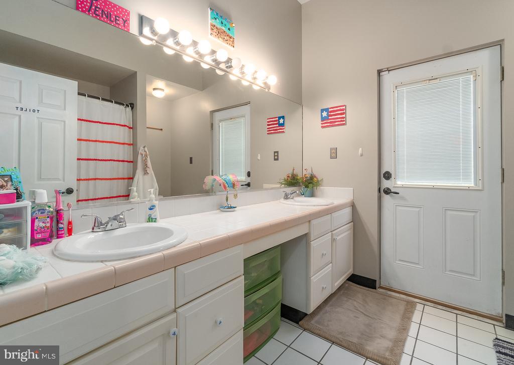 6830 Fox Ridge Road Spotsylvania, VA 22551 - Photo 38 of 57 Gallery Image 38