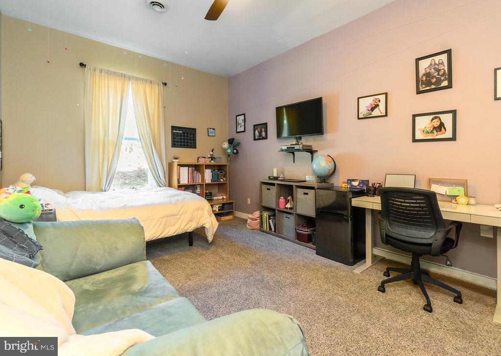 6830 Fox Ridge Road Spotsylvania, VA 22551 - Photo 56 of 57 Gallery Image 56