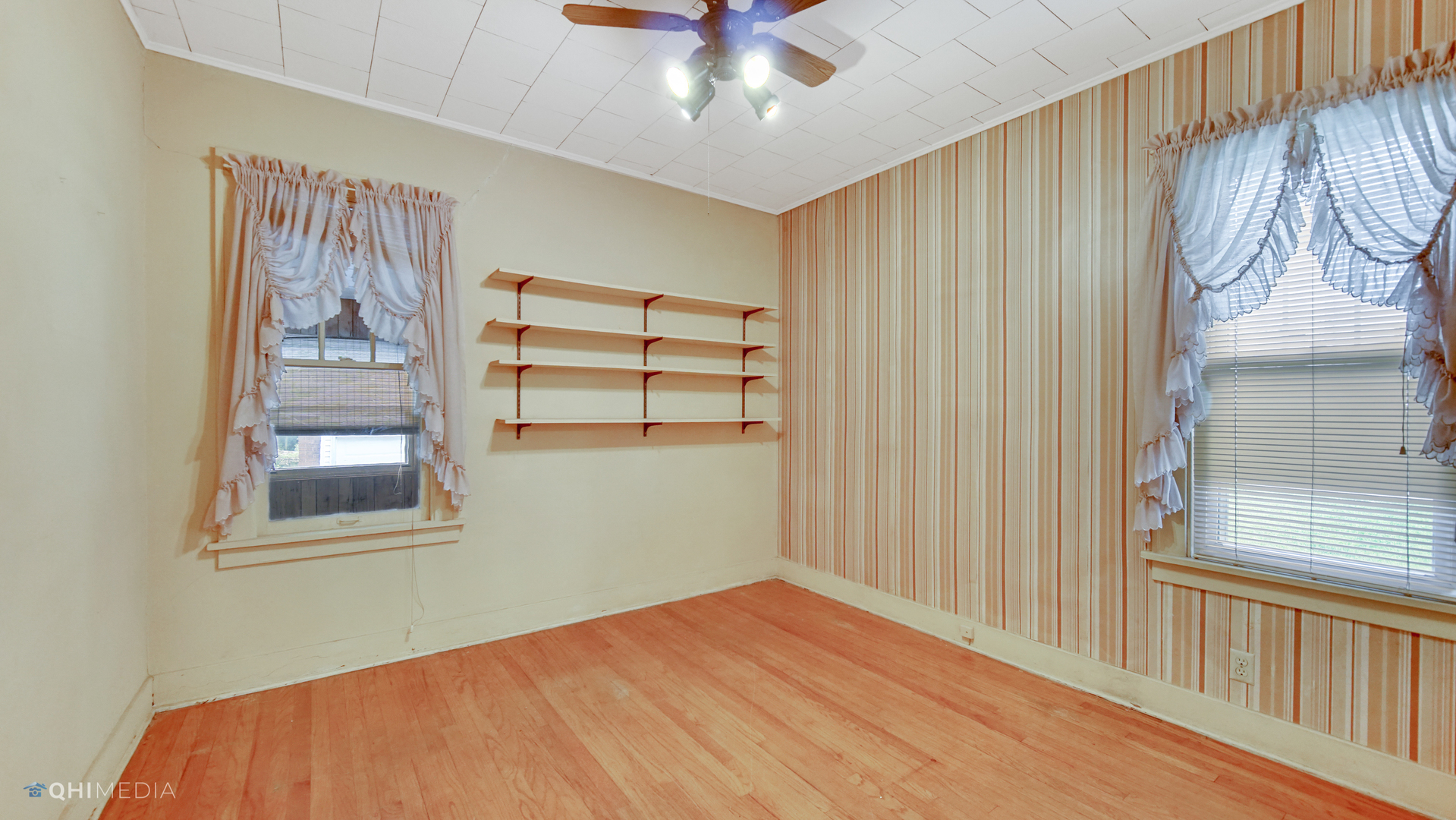 2043 Maple Road Homewood, IL 60430 - Photo 13 of 22