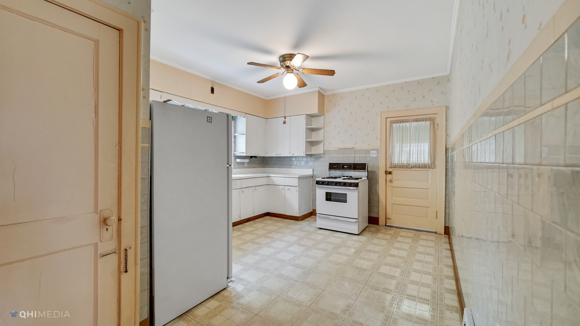 2043 Maple Road Homewood, IL 60430 - Photo 16 of 22