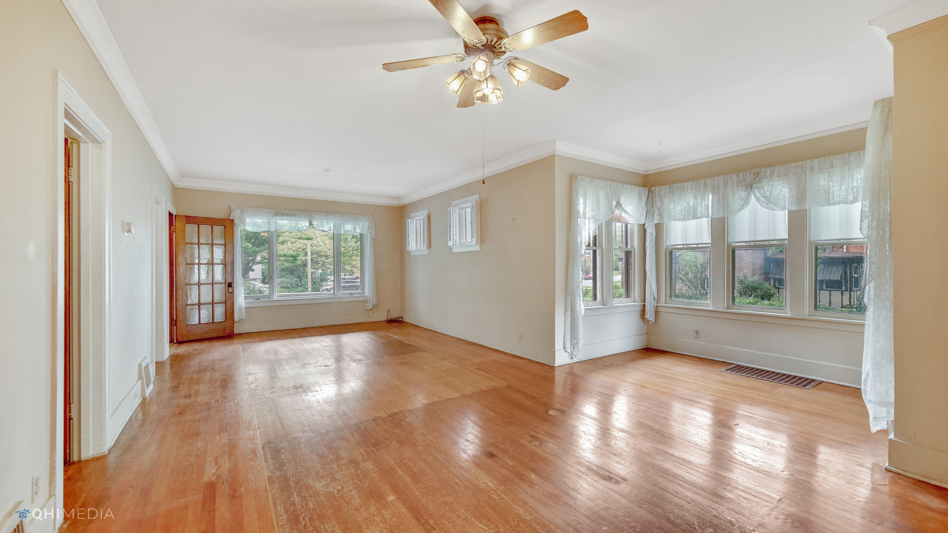2043 Maple Road Homewood, IL 60430 - Photo 9 of 22