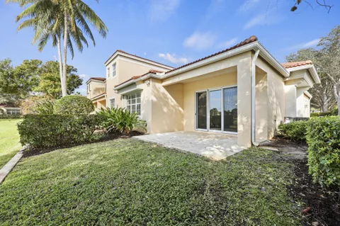 $549,000 | 516 Commons Drive, Palm Beach Gardens, FL 33418