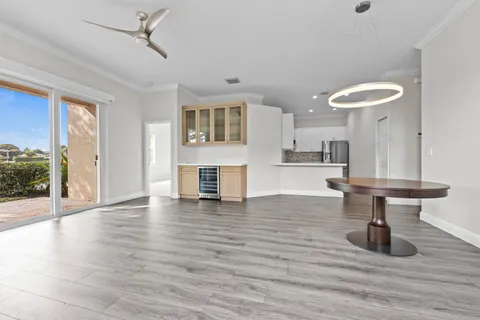 $549,000 | 516 Commons Drive, Palm Beach Gardens, FL 33418