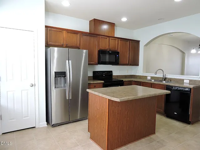 $289,900 | 100 Stratford Lakes Drive, Unit 322, Durham, NC 27713