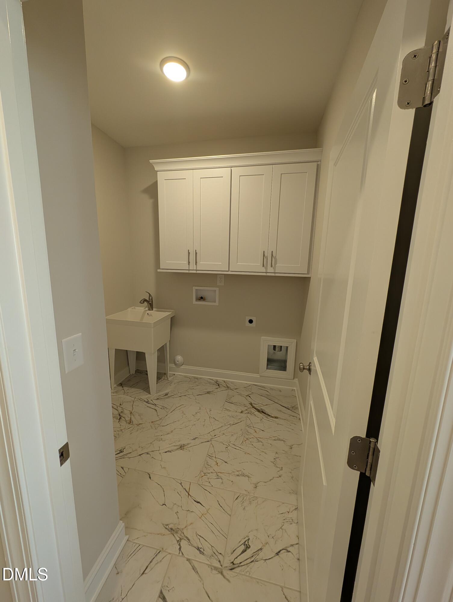 2830 John Lewis Road Burlington, NC 27217 - Photo 18 of 55 a view of an empty room