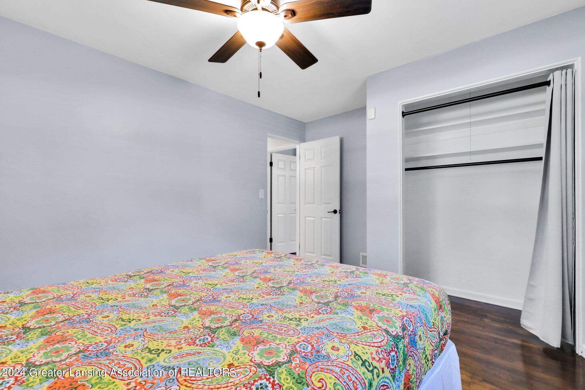 6426 Rosedale Road Lansing, MI 48911 - Photo 16 of 33 Bedroom 2