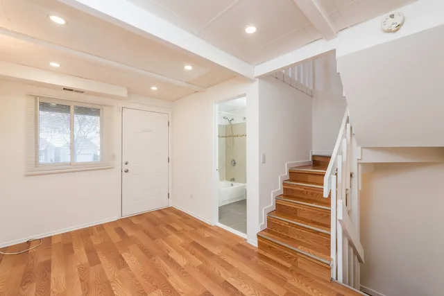 $182,500 | 149 Forest Avenue, Unit B, Fox Lake, IL 60020