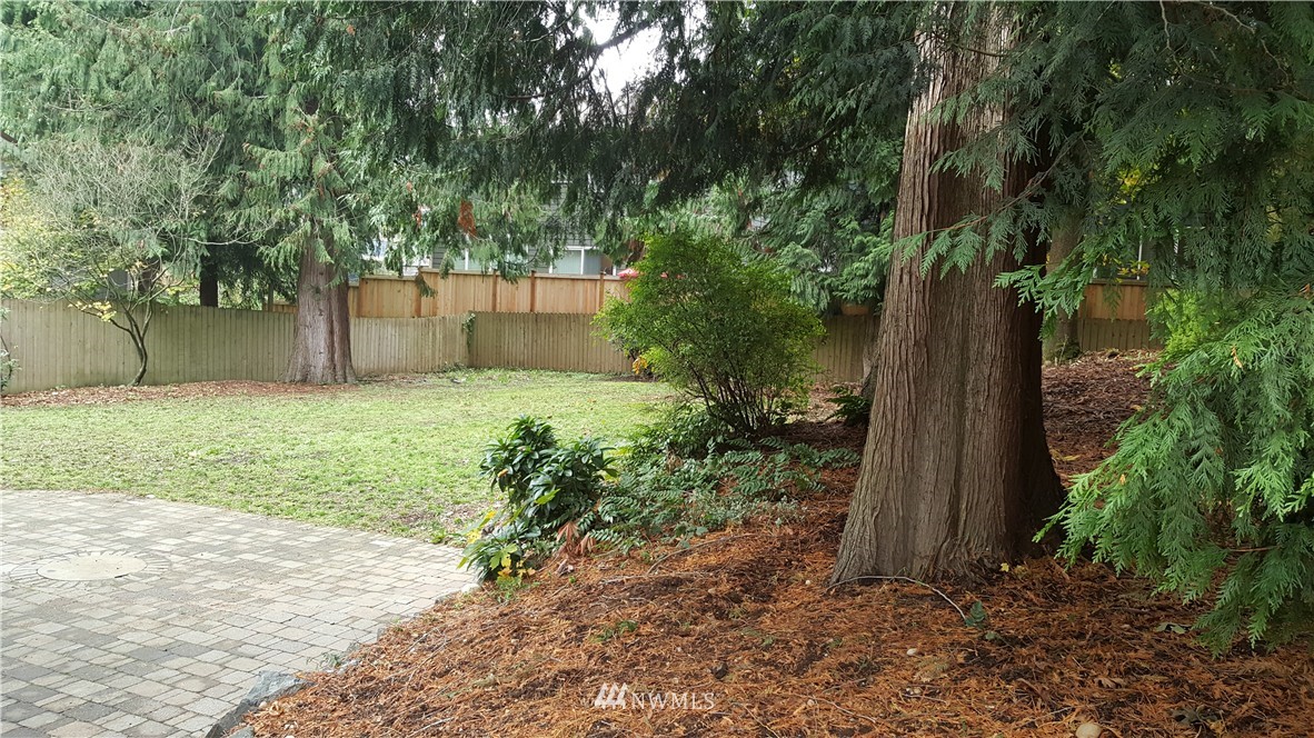 19916 3rd Drive Southeast Bothell, WA 98012 - Photo 3 of 24 Gallery Image 3