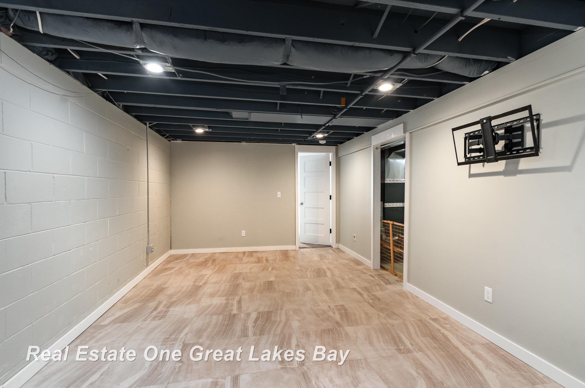 1462 McGregor Road Vanderbilt, MI 49795 - Photo 18 of 50