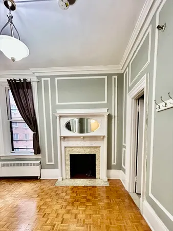 $2,500 | 21 Beacon Street, Unit 4Q, Boston, MA 02108