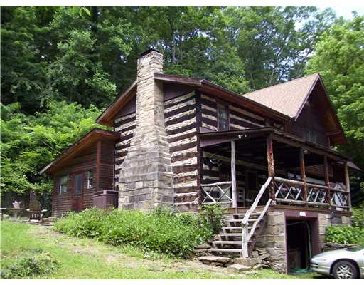 348 Creek Road Waynesburg, PA 15370 - Photo 2 of 17 Exterior Front.