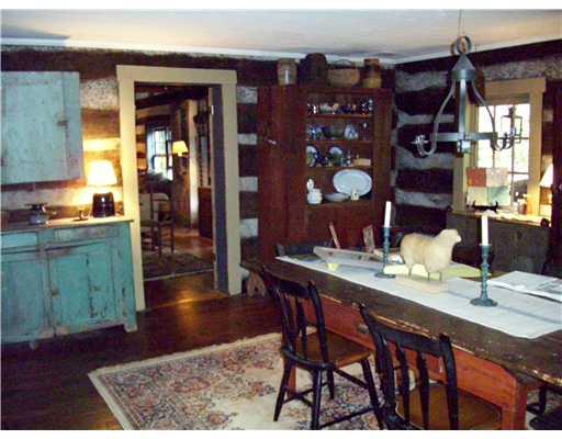348 Creek Road Waynesburg, PA 15370 - Photo 5 of 17 Dining Room.