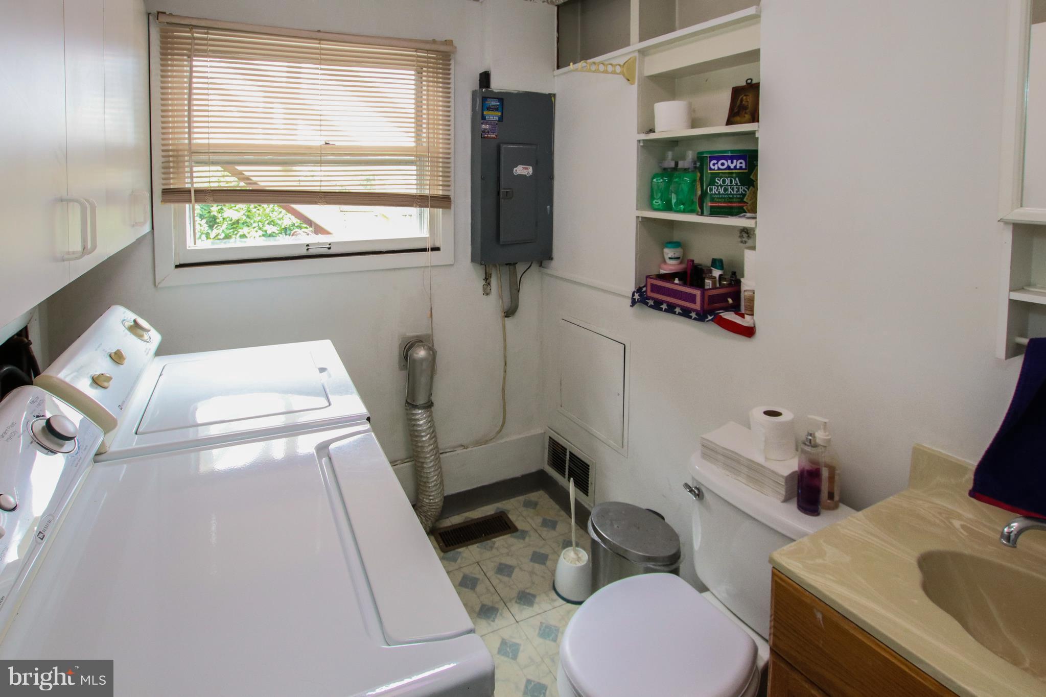 601 West Church Road Sterling, VA 20164 - Photo 14 of 21 Interior (General)