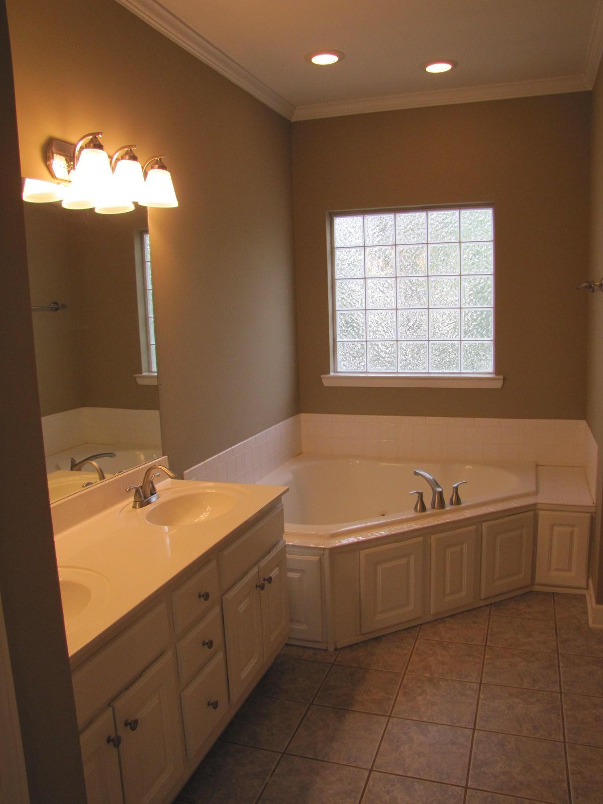 2417 Triangle Farm Road, Unit 136 Chattanooga, TN 37421 - Photo 42 of 50 IMG_6675