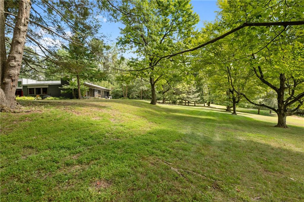 121 Hidden Ridge Pittsburgh, PA 15238 - Photo 10 of 48 a view of yard with trees