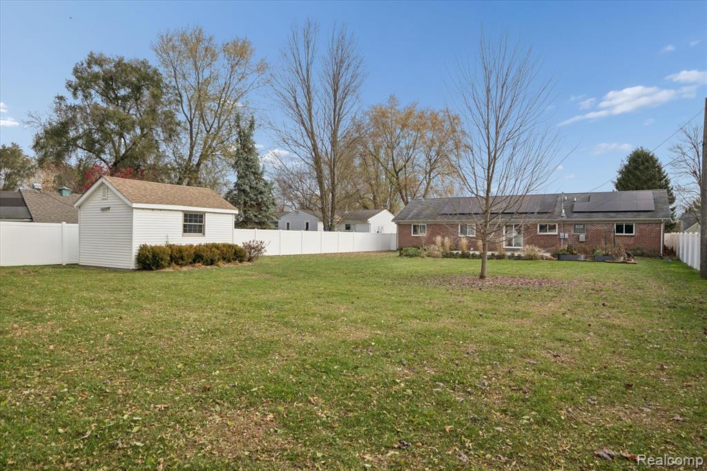 45567 Gable Inn Street Utica, MI 48317 - Photo 20 of 26 Gallery Image 20