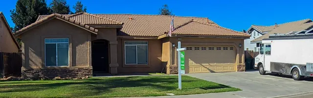 $425,000 | 2606 Hillcrest Street, Selma, CA 93662