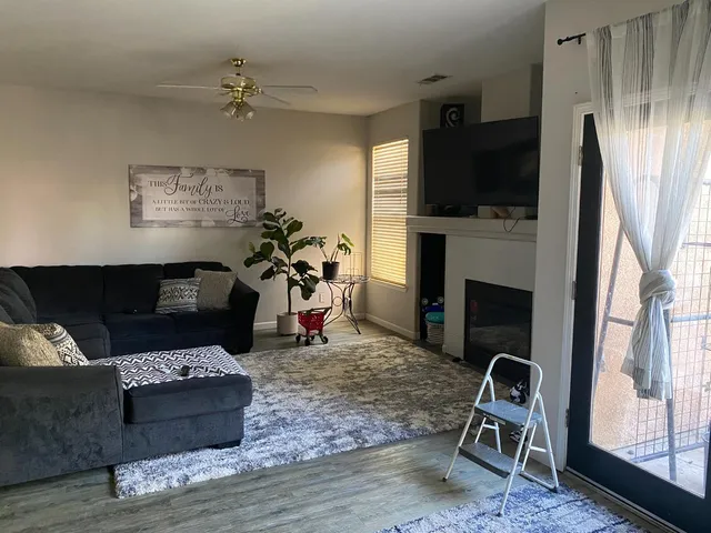 $425,000 | 2606 Hillcrest Street, Selma, CA 93662