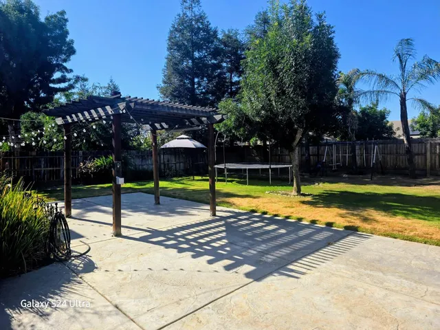 $425,000 | 2606 Hillcrest Street, Selma, CA 93662
