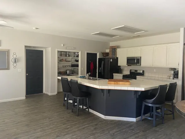 $425,000 | 2606 Hillcrest Street, Selma, CA 93662