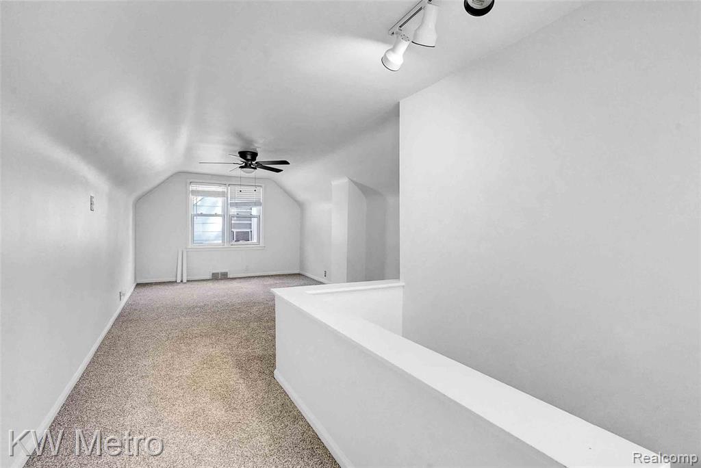 3114 Harvard Road Royal Oak, MI 48073 - Photo 14 of 27