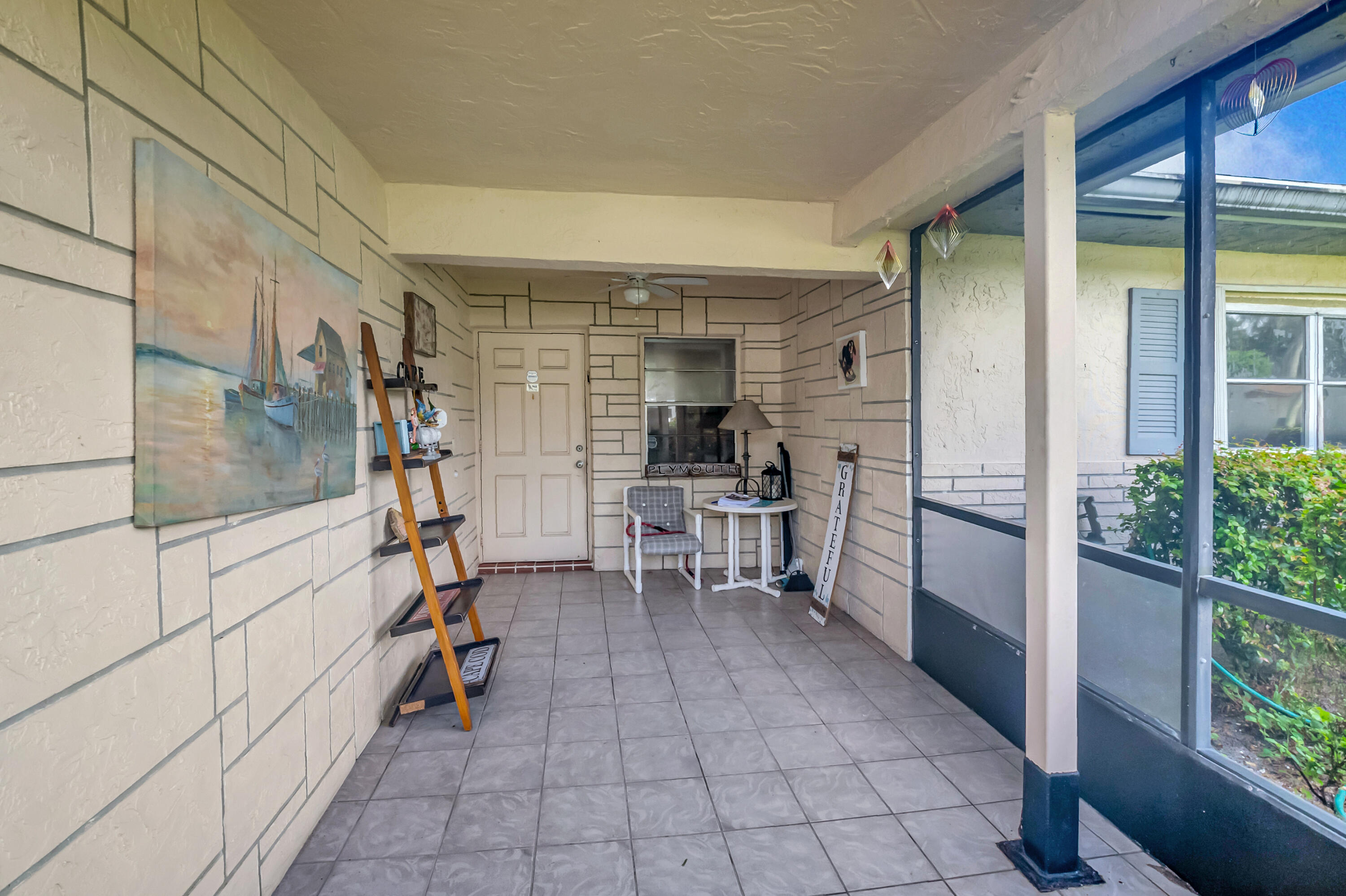 6283 Dusenburg Road Delray Beach, FL 33484 - Photo 5 of 51 DSC_4957