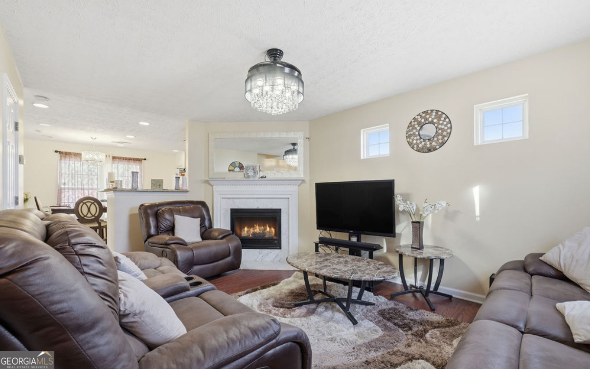 205 Oak Grove Way Acworth, GA 30102 - Photo 2 of 18