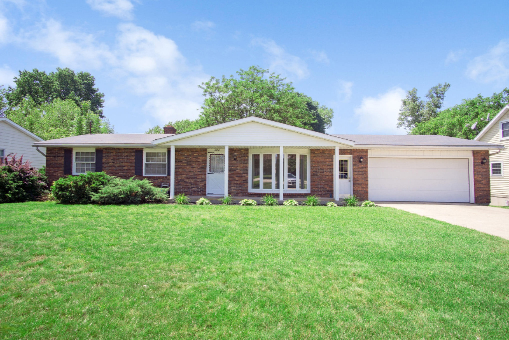 228 Country Club Road Holland, MI 49423 - Photo 1 of 40 DSC09693
