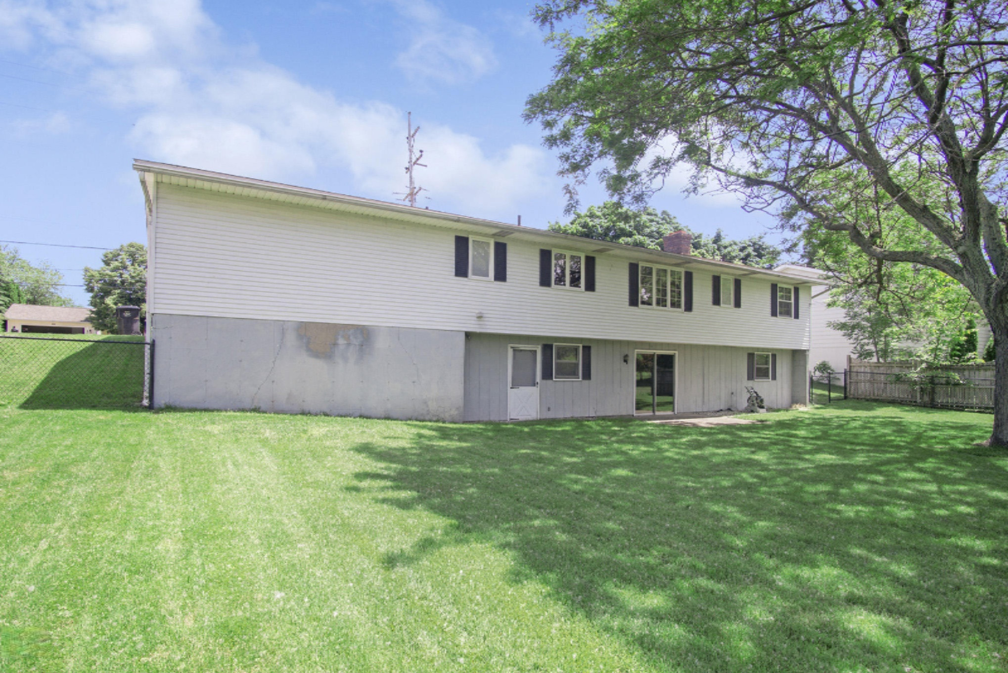 228 Country Club Road Holland, MI 49423 - Photo 38 of 40 DSC09699