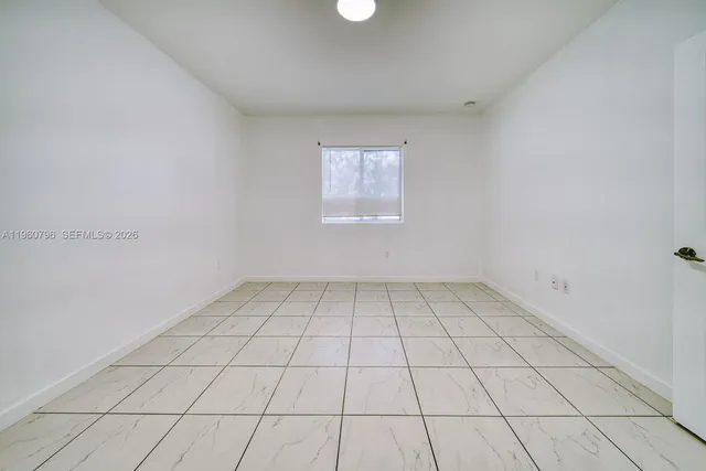 a view of a utility room