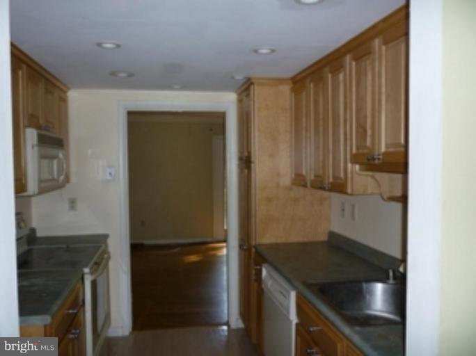 439 Colonial Ridge Lane, Unit 46 Arnold, MD 21012 - Photo 4 of 10 Kitchen