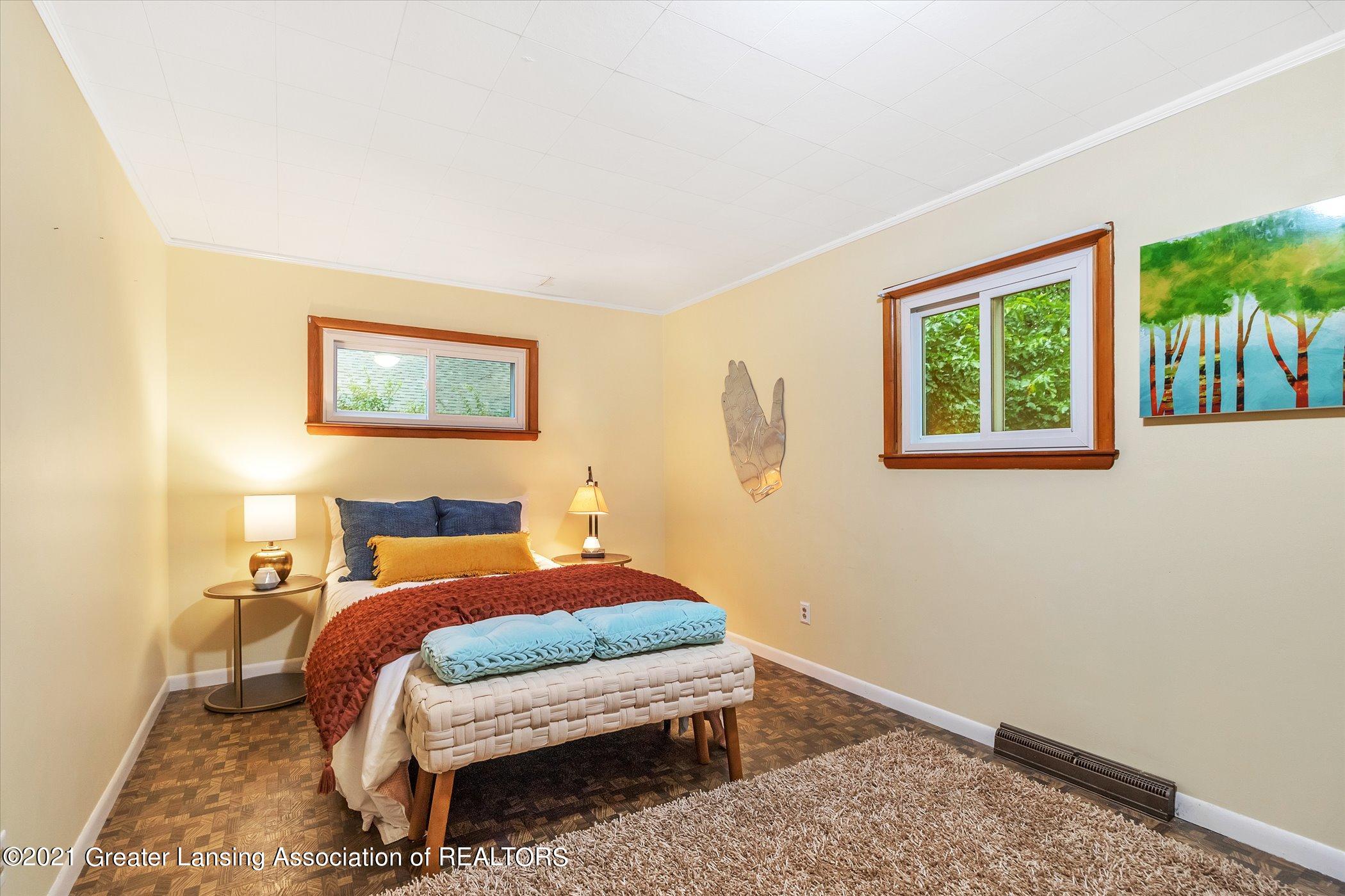 201 East Cavanaugh Road Lansing, MI 48910 - Photo 24 of 38 23-201-E-Cavaugh-Rd-WindowStill-Real-Est
