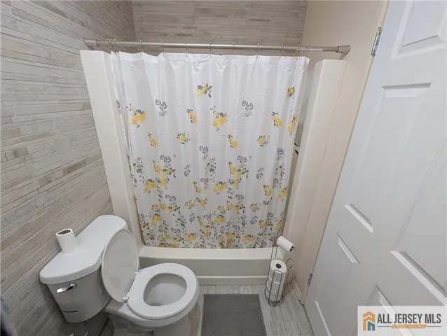 $2,200 | 277 Cross Drive, Unit 2E, Monroe Township, NJ 08831