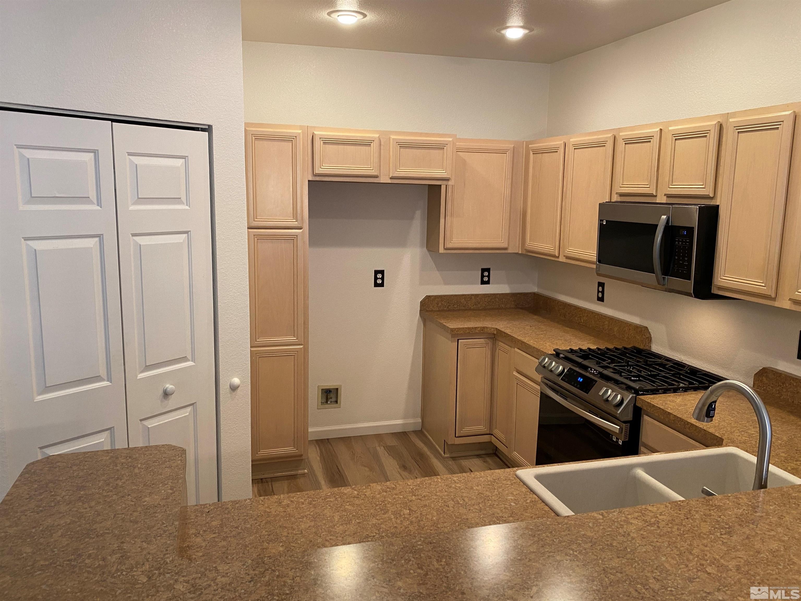4791 Deerfield Court Reno, NV 89519 - Photo 3 of 17 Photo 3