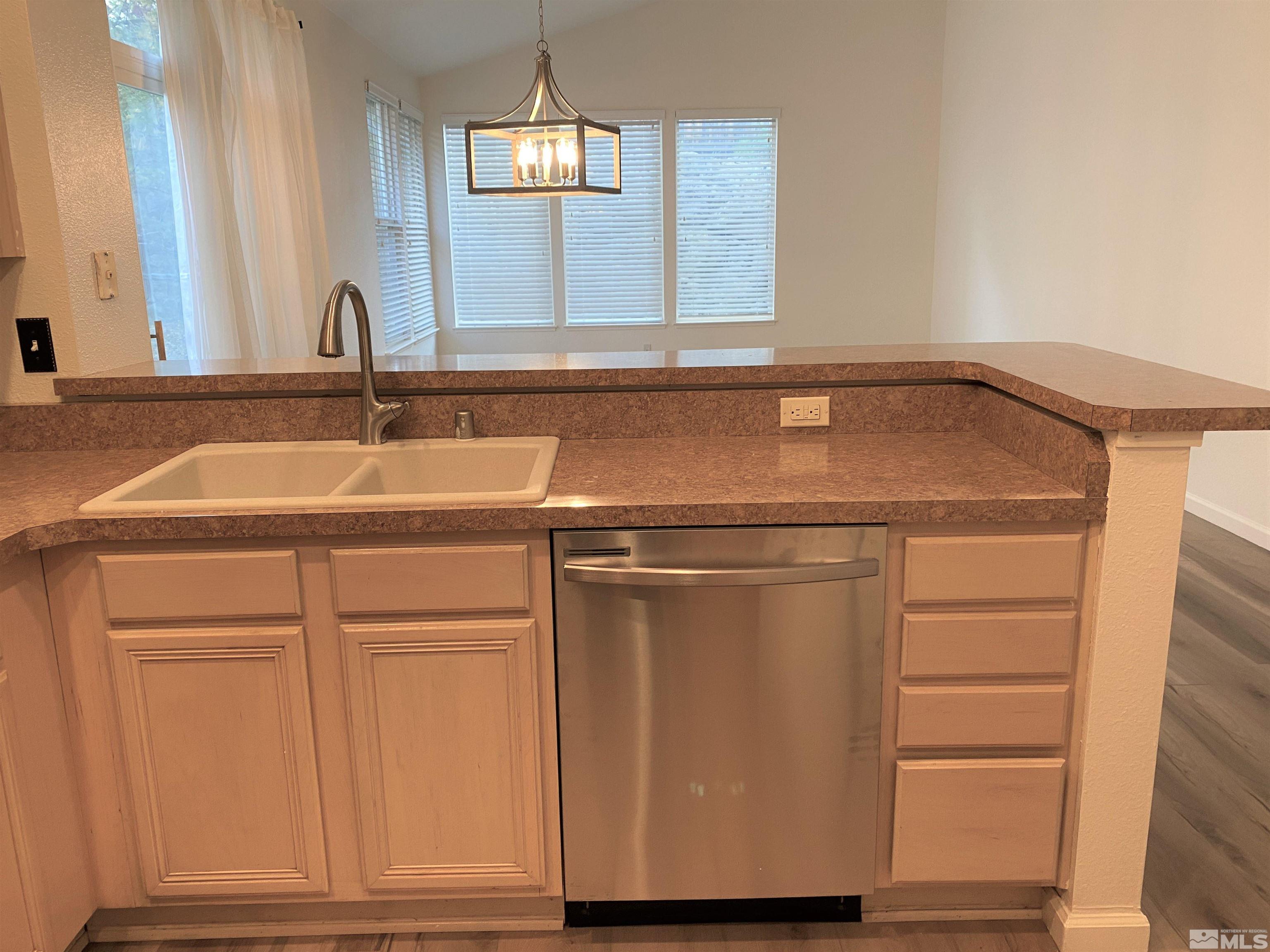 4791 Deerfield Court Reno, NV 89519 - Photo 5 of 17 Photo 5