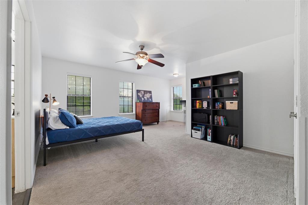 1132 Trinity Drive Benbrook, TX 76126 - Photo 22 of 40