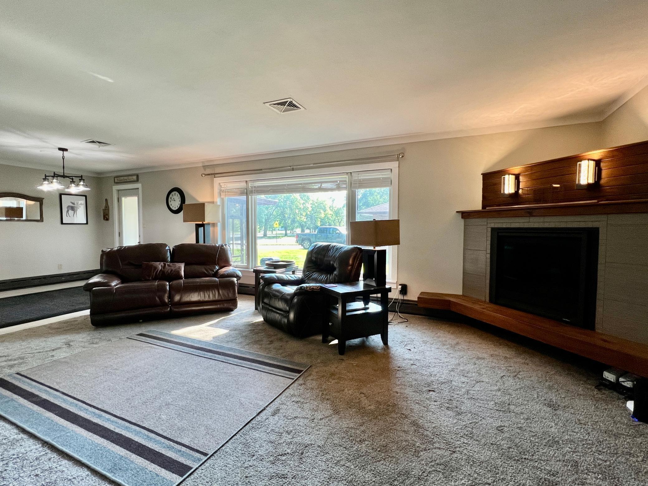 424 South Gaulke Street Appleton, MN 56208 - Photo 11 of 27