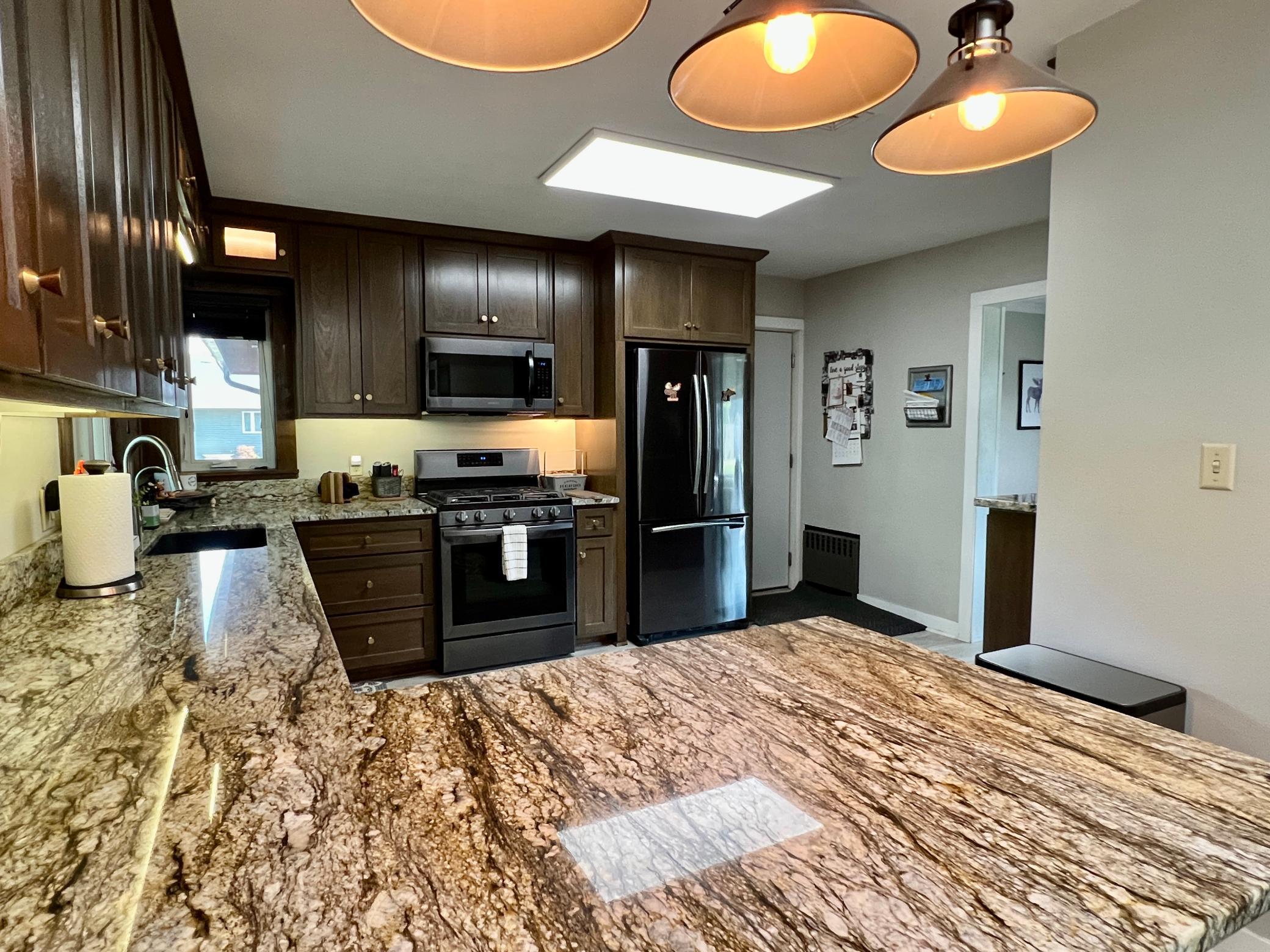 424 South Gaulke Street Appleton, MN 56208 - Photo 8 of 27