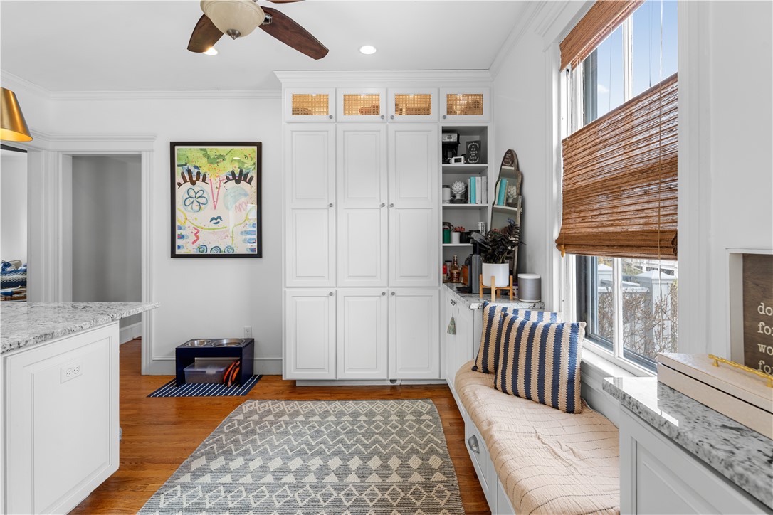 7 Bliss Road Newport, RI 02840 - Photo 13 of 41