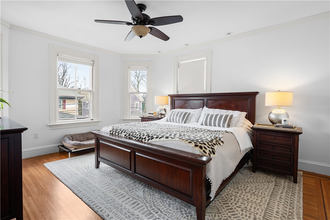 7 Bliss Road Newport, RI 02840 - Photo 23 of 41