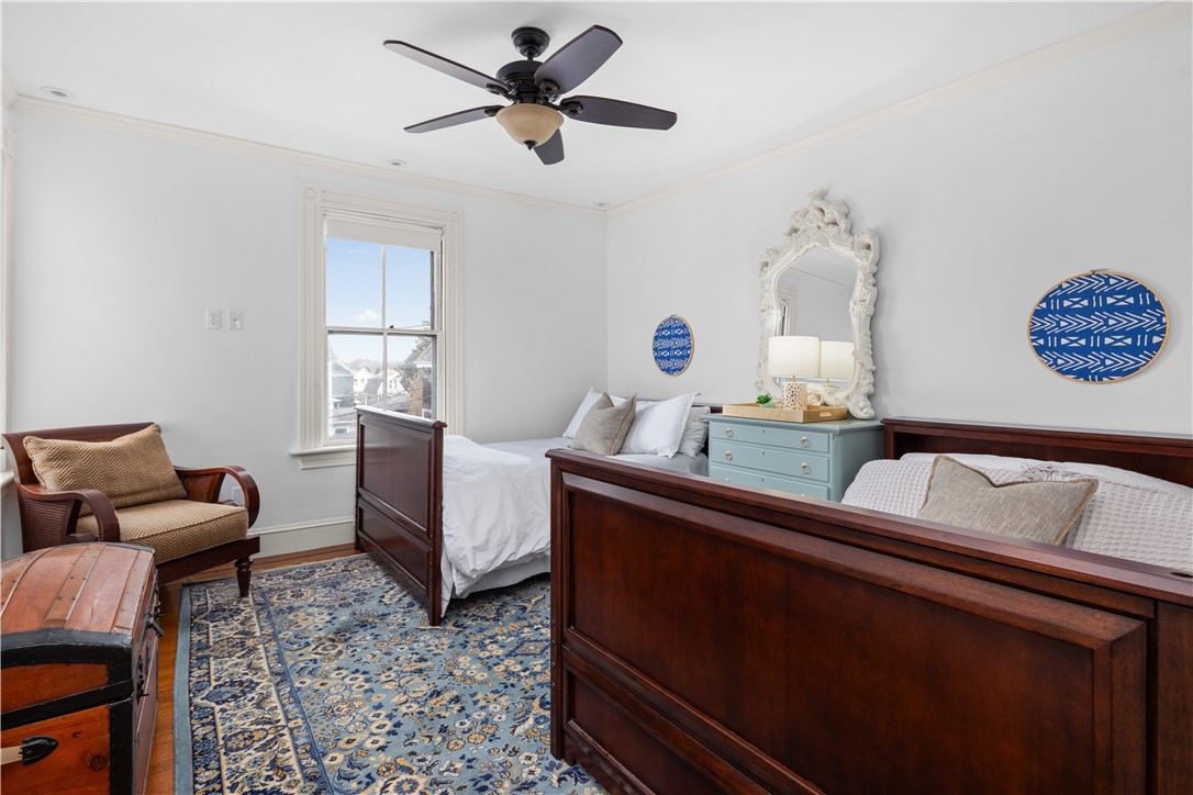 7 Bliss Road Newport, RI 02840 - Photo 27 of 41