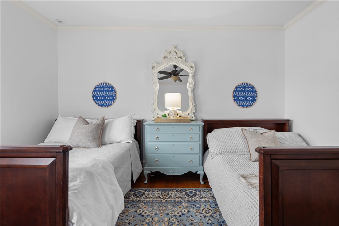 7 Bliss Road Newport, RI 02840 - Photo 28 of 41