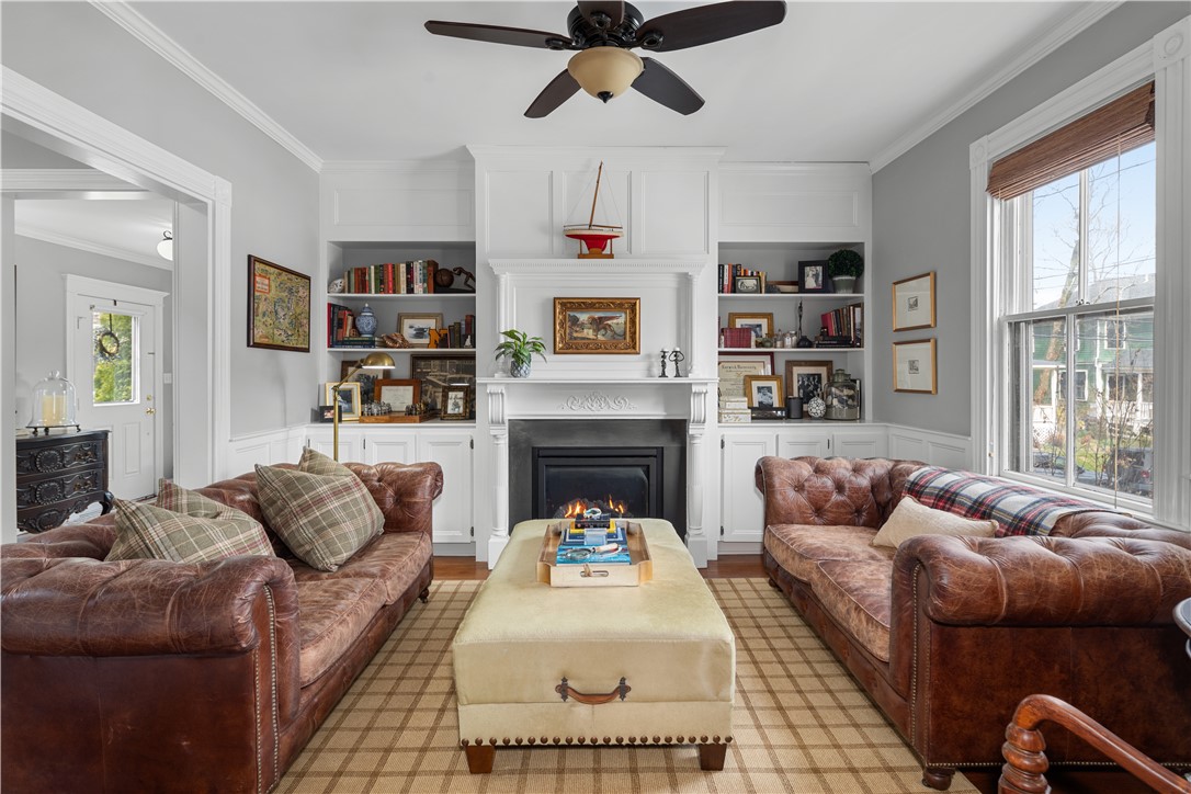 7 Bliss Road Newport, RI 02840 - Photo 6 of 41